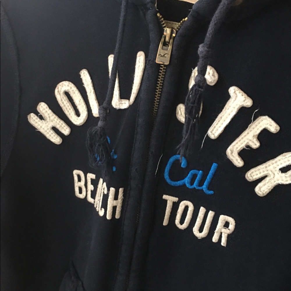 Hollister Zip-Up Hoodie - Picture 7 of 8